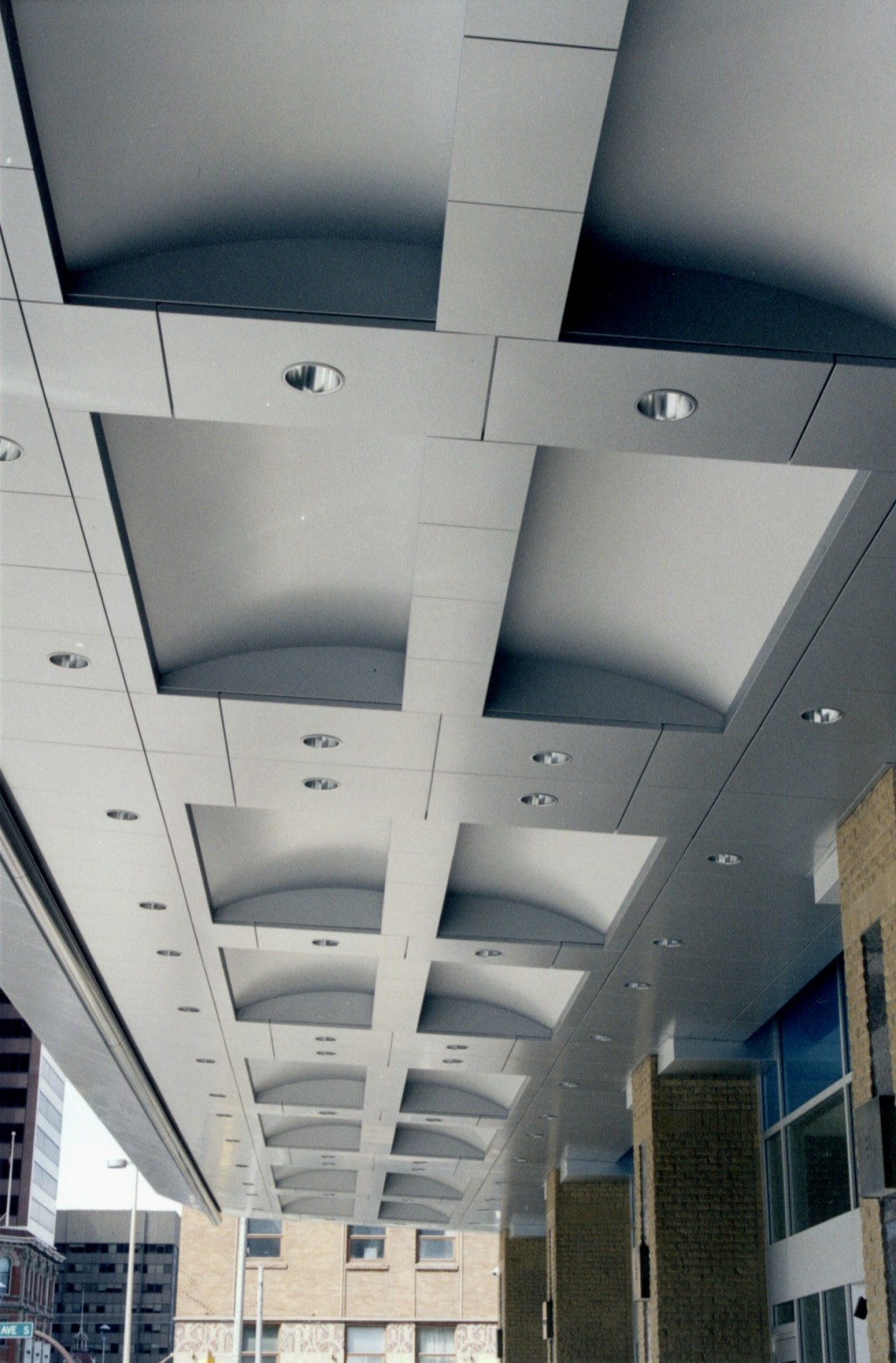 May-2000    Hyatt Canopy -